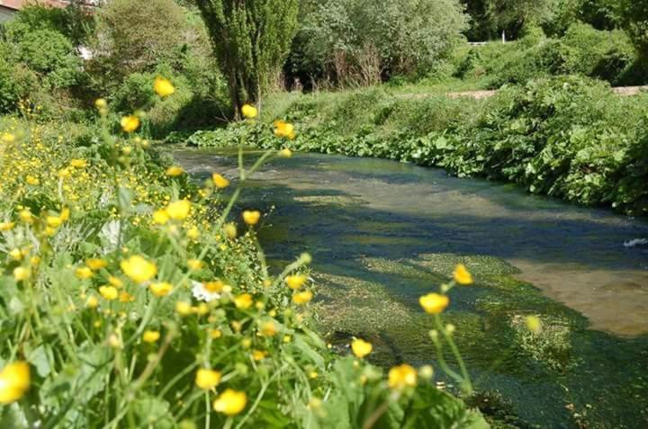 Azienda Agrituristica La Valle Del Sambuco Norcia Eksteriør bilde